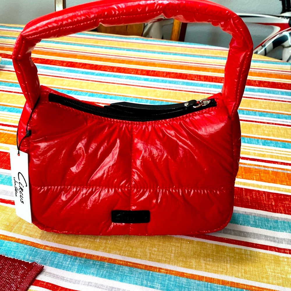 Fiery red Malibu nylon shoulder bag